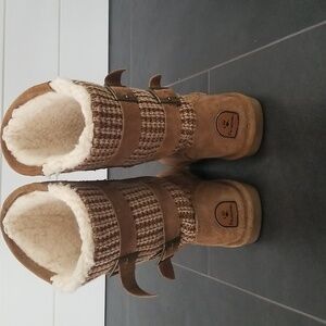 Bearpaw Suede Boots With Buckle